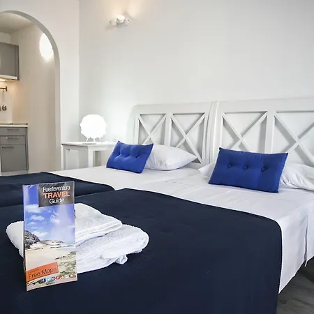 Corralejo Lodge アパート