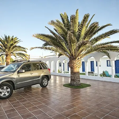 Corralejo Lodge דירה *