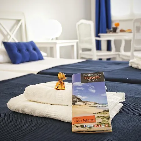 Corralejo Lodge *