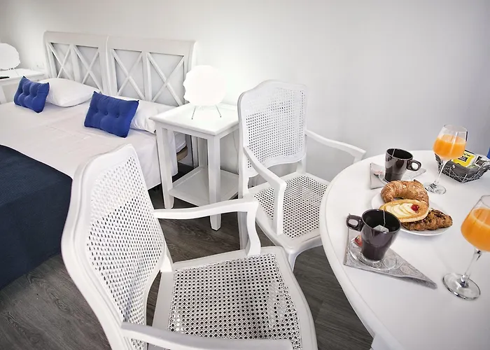 Corralejo Lodge *