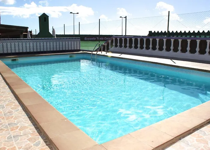 Corralejo Lodge Коральео